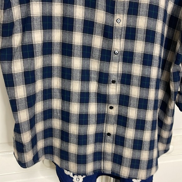 Paparazzi Blue Plaid Flannel Velvet Embroidered Button Down Shirt Size 2X Navy - Picture 3 of 11